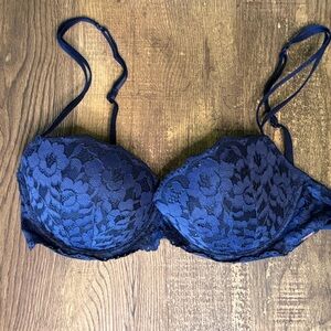 PINK Victoria's Secret Navy Lace Bra